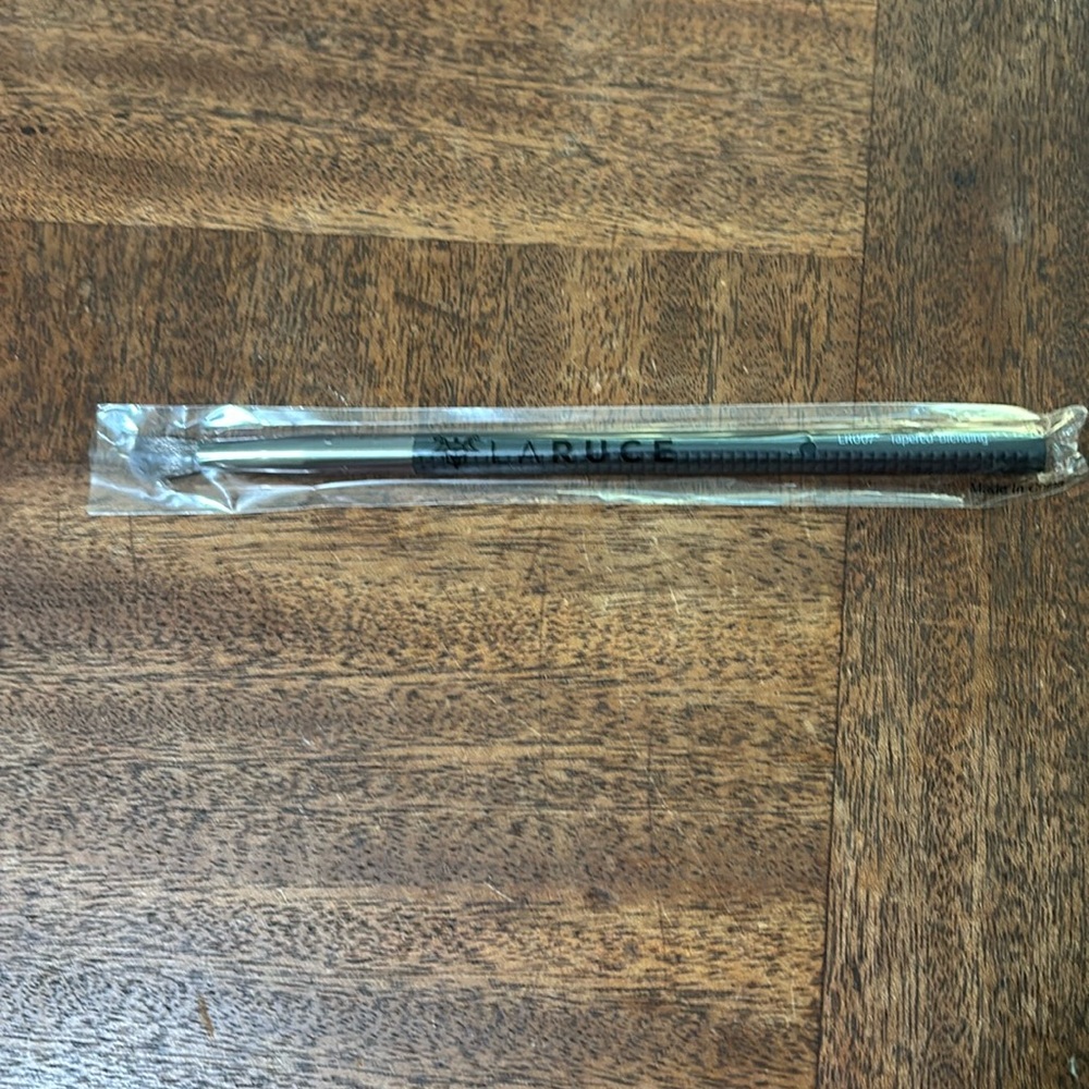 Laruce tapered blending LR 005 NIB